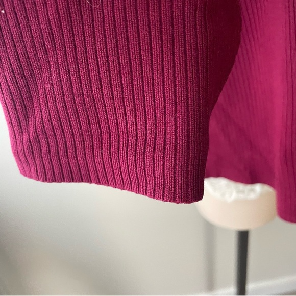 Addition Elle Ribbed Keyhole Front Knit Scoop Neck Sweater Burgundy Plus Size 4X - Picture 5 of 10